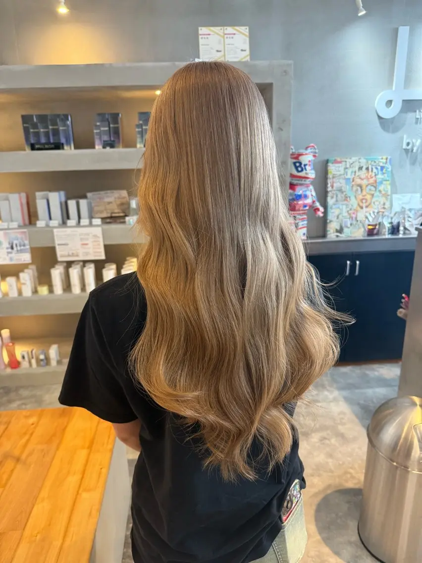 ロング カラー 花井さくら🇺🇸 /デザインカラー🌈のヘアスタイル