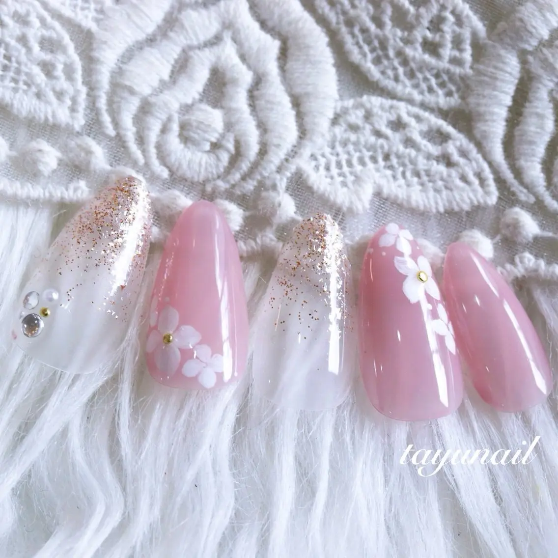 ネイル アートネイル フットネイル ジェルネイル パラジェル ハンドネイル ネイルサロン 【たゆnail】のネイルデザイン