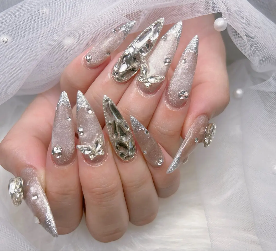 ネイル アートネイル オーロラネイル チークネイル 長さ出し フットネイル Miya _nailのネイルデザイン