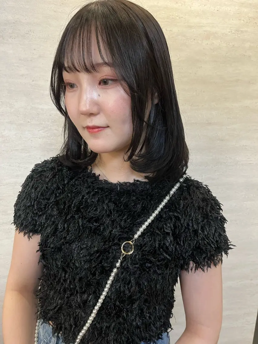 ミディアム カラー カット 駅チカ【ali'i】 アリイ花崎友美☘のヘアスタイル