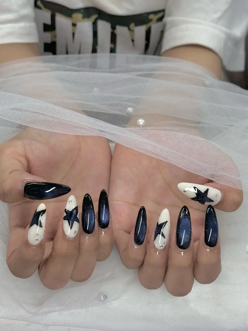 ネイル ハンドネイル R Nailのネイルデザイン