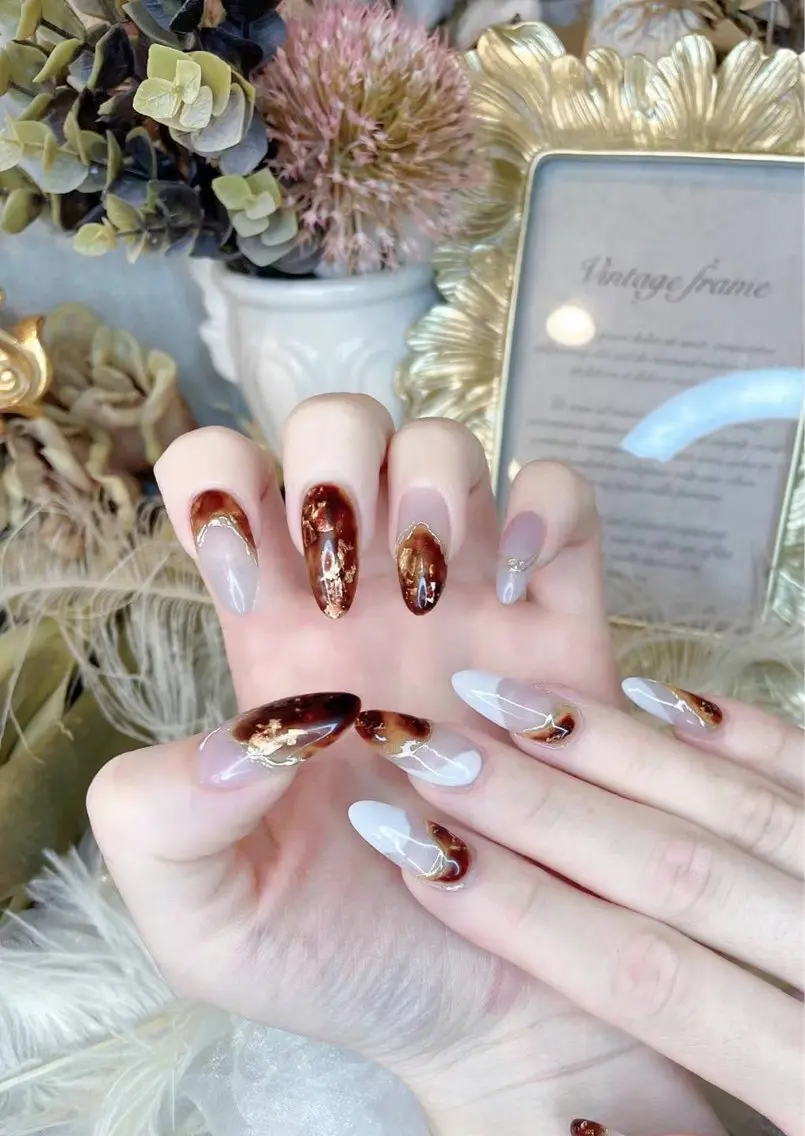 ネイル アートネイル べっ甲ネイル フラワーネイル フットネイル ジェルネイル Babarla Nailのネイルデザイン