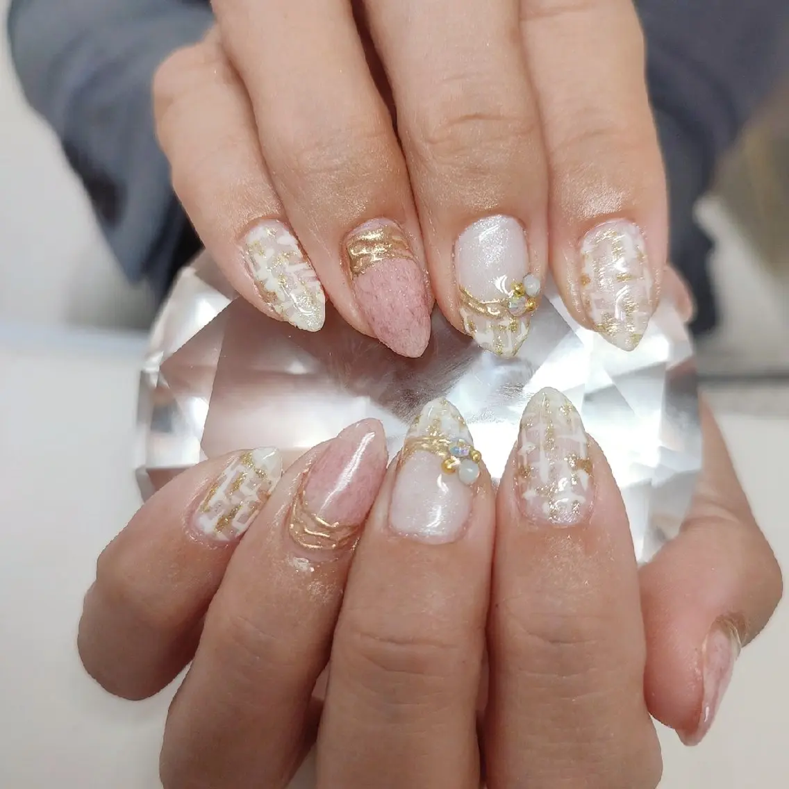 ネイル ツイードネイル ハンドネイル Shine Nailのネイルデザイン