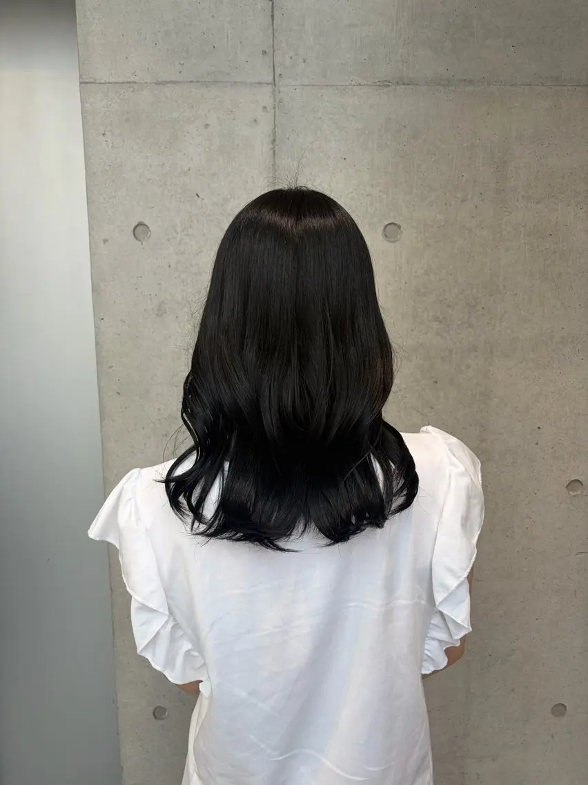 カラー 黒髪 ブルーカラー ブルーブラック honoka モデル募集中♥のヘアスタイル