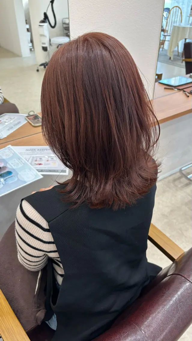 セミロング カラー ヘアアレンジ ヘアカラー トリートメント 能勢 莉里花のヘアスタイル