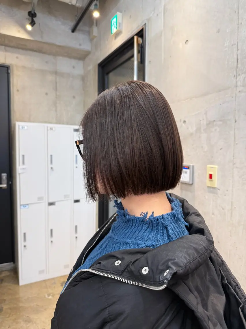 ショート カラー ヘアアレンジ ブリーチ 透明感カラー ブリーチなしカラー カット ヘアカラー トリートメント REONA🪽✨薬院 レイヤーカット🫧のヘアスタイル