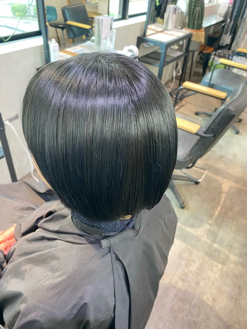 ショート カラー ヘアカラー 透明感カラー🫧🎀 まりなのヘアスタイル
