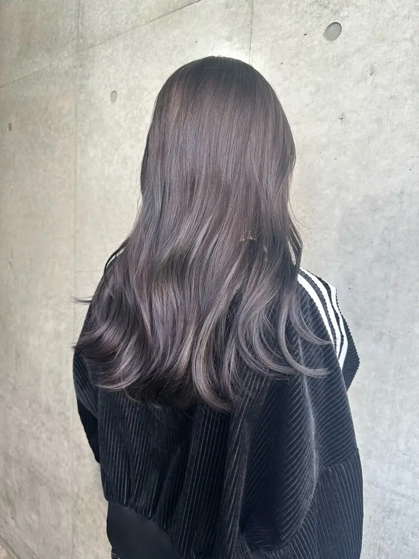 ロング カラー アディクシーカラー カット ヘアカラー 大木 紗也香のヘアスタイル