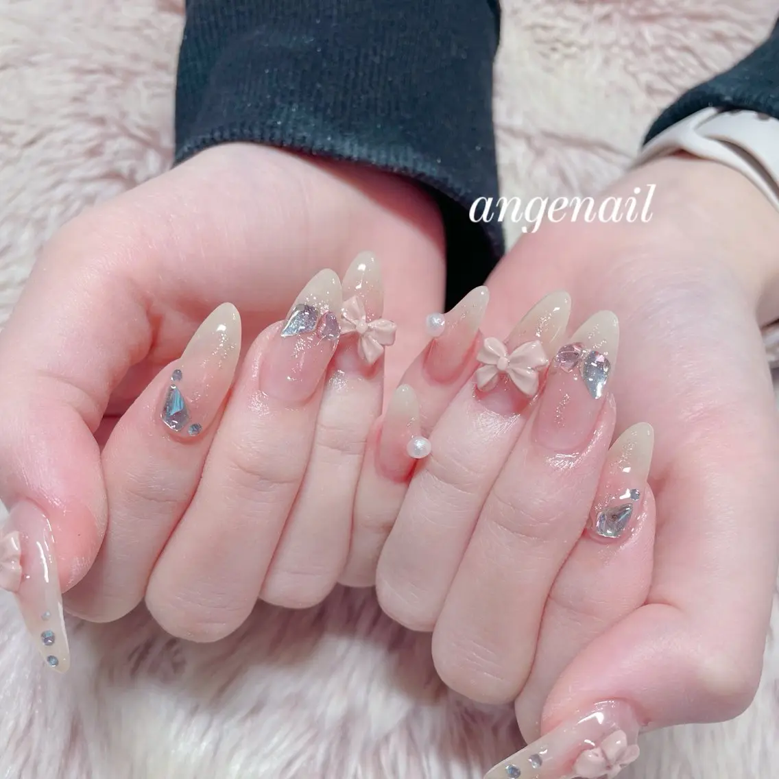 ネイル ハンドネイル オーナーネイリスト MAKIのネイルデザイン