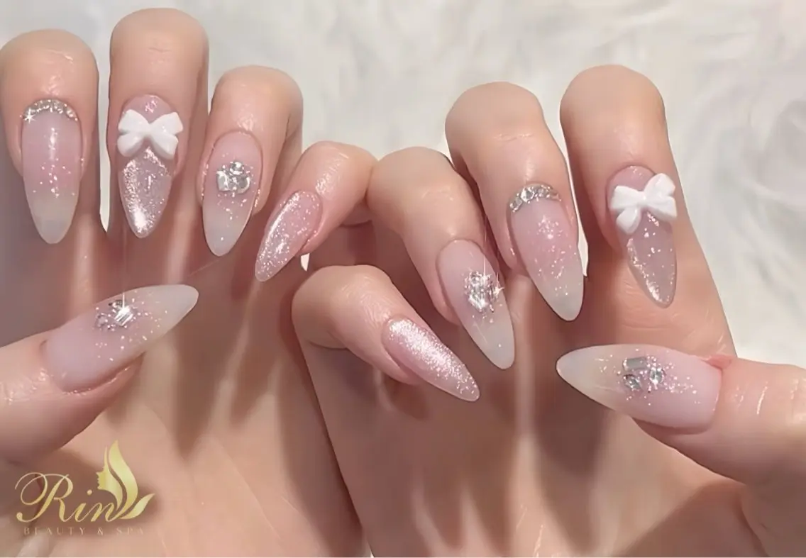 ネイル アートネイル フレンチネイル ジェルネイル 韓国ネイル ミラーネイル Rin Nail 新大久保店のネイルデザイン