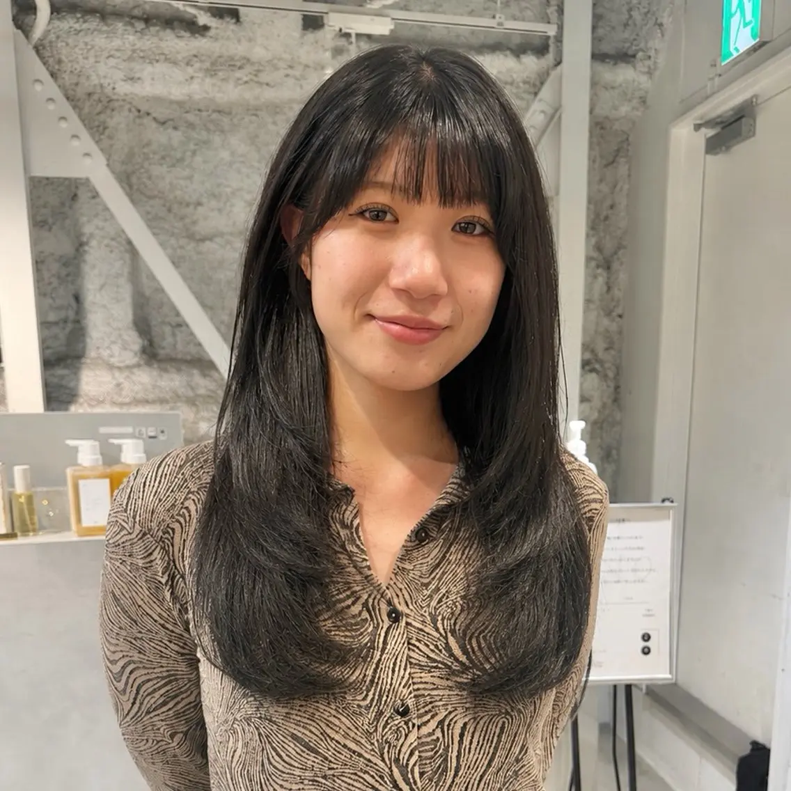 ロング カラー SAKI 新宿のヘアスタイル