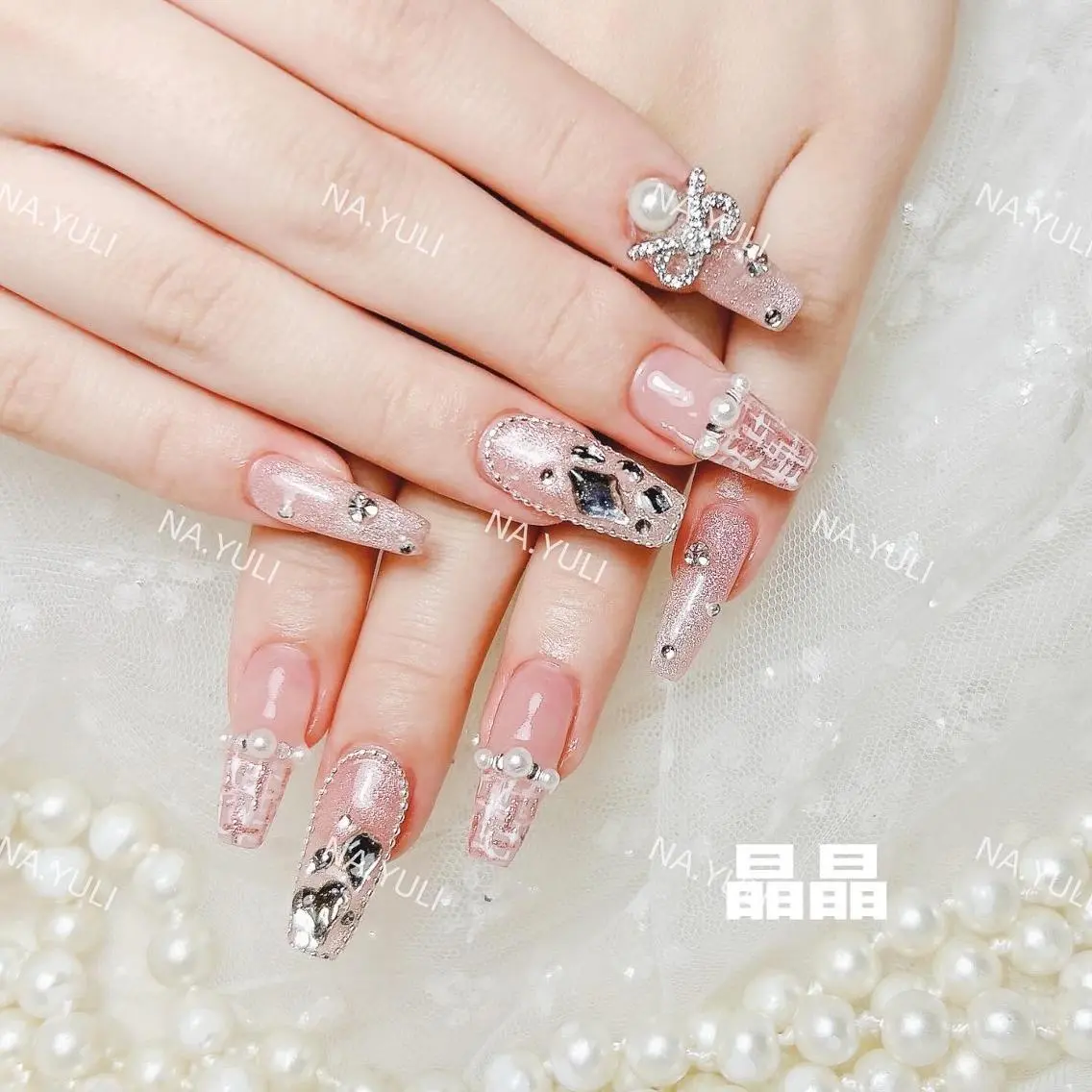 ネイル ハンドネイル ハンドケア YUKI 💗 渋谷店のネイルデザイン
