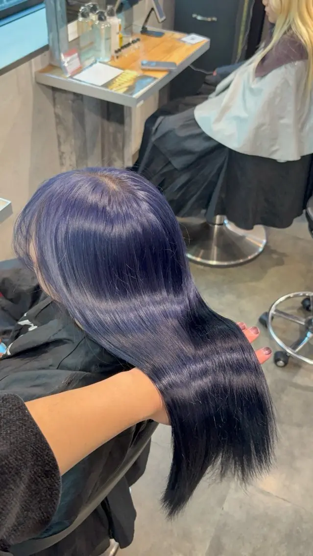 ロング カラー ヘアカラー 🦋chisa🦋 韓国カラー🤍のヘアスタイル