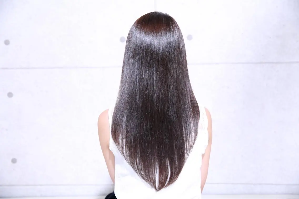 ロング 立山 綾華のヘアスタイル