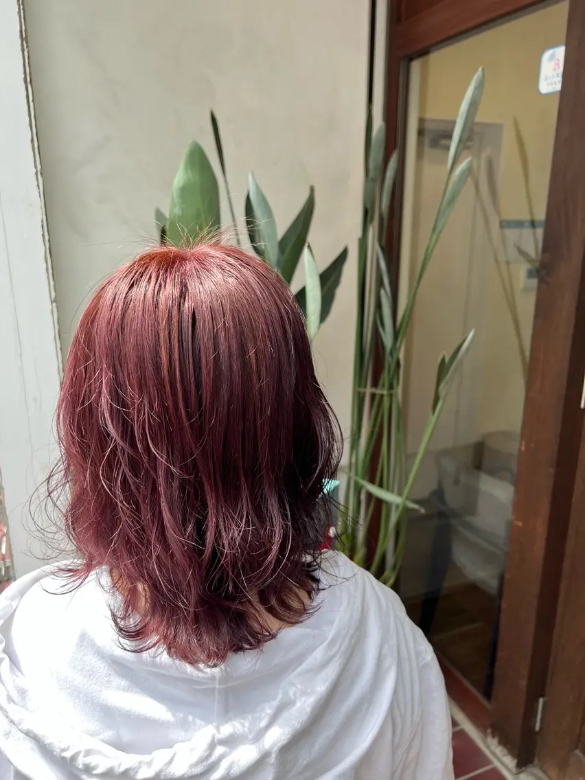 ミディアム カラー ダブルカラー ピンクカラー トリートメント ヘアカラー トリートメント ヘッドスパ ブリーチカラー🦖 岡部木乃夏のヘアスタイル