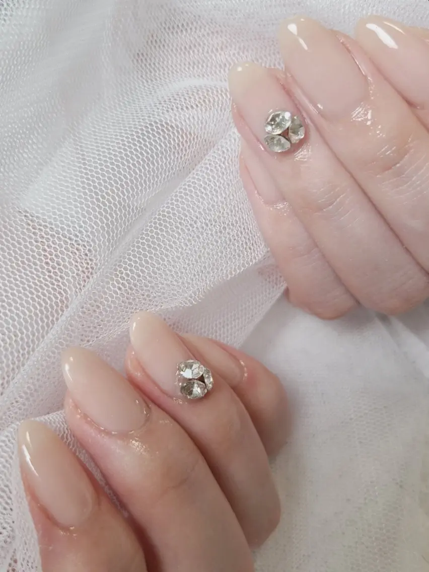 ネイル ジェルネイル キラキラネイル 韓国ネイル ワンカラーネイル シンプルネイル Nailroom3  古屋のネイルデザイン