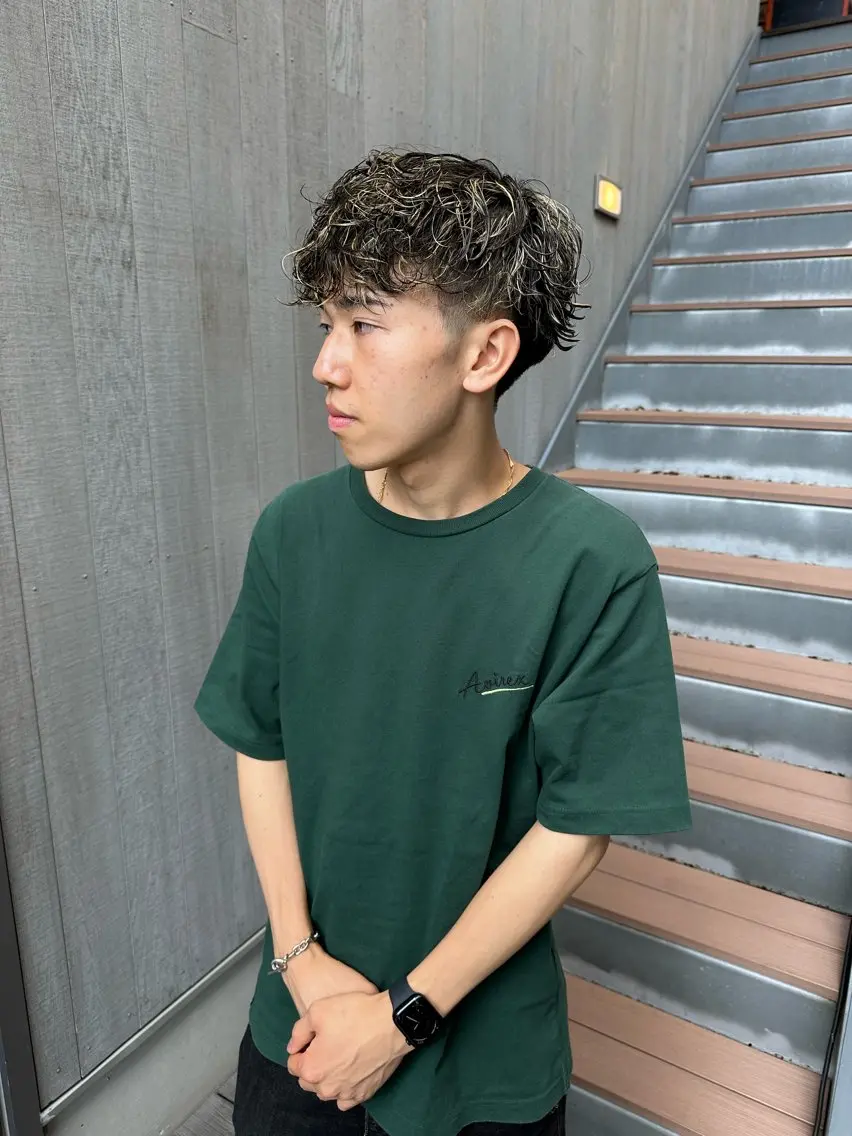 ショート カラー パーマ メンズ 似合わせレイヤー 海外風レイヤーmioのヘアスタイル