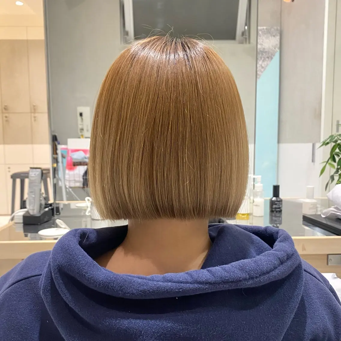 ショート 前下がりボブ ボブ 顔周りカット 艶感/ナチュラル 🩵amiのヘアスタイル