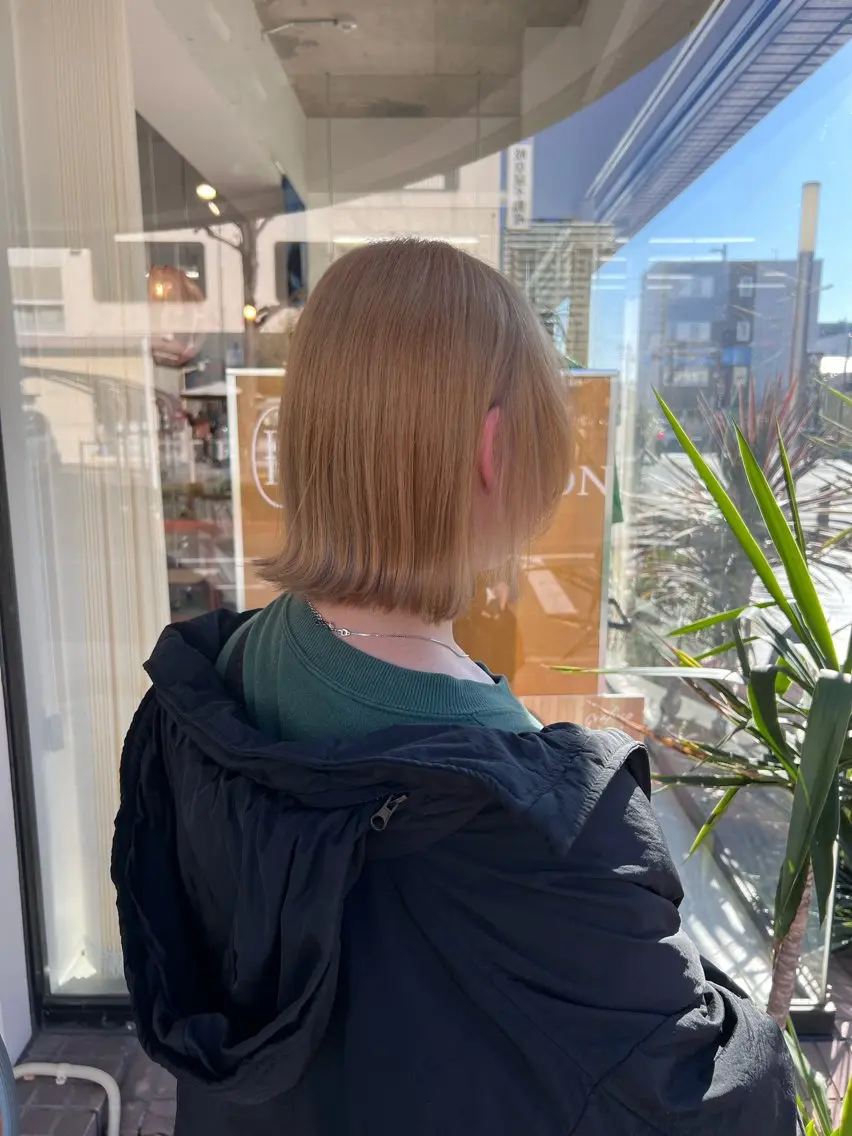 ショート ボブ 石川 実咲のヘアスタイル