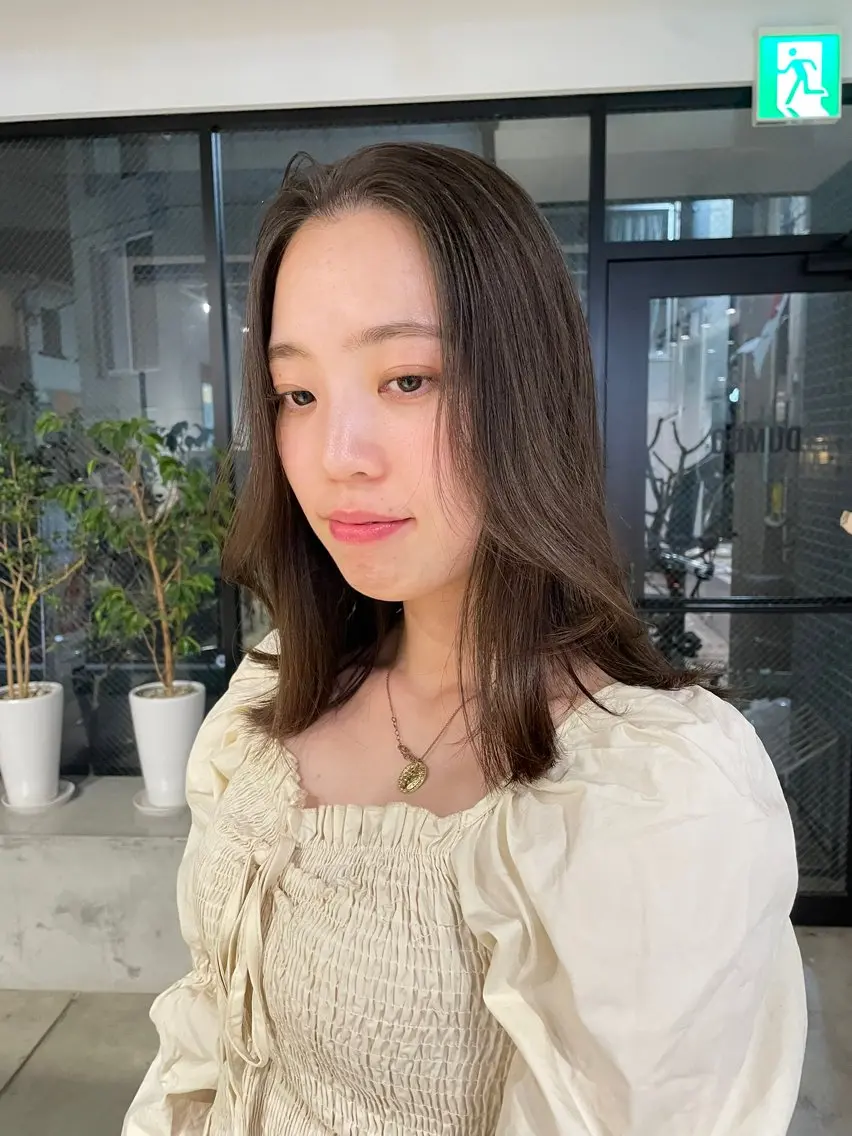 セミロング カラー 顔周りカット ユウナ🎀レイヤー/ 暖色カラーのヘアスタイル