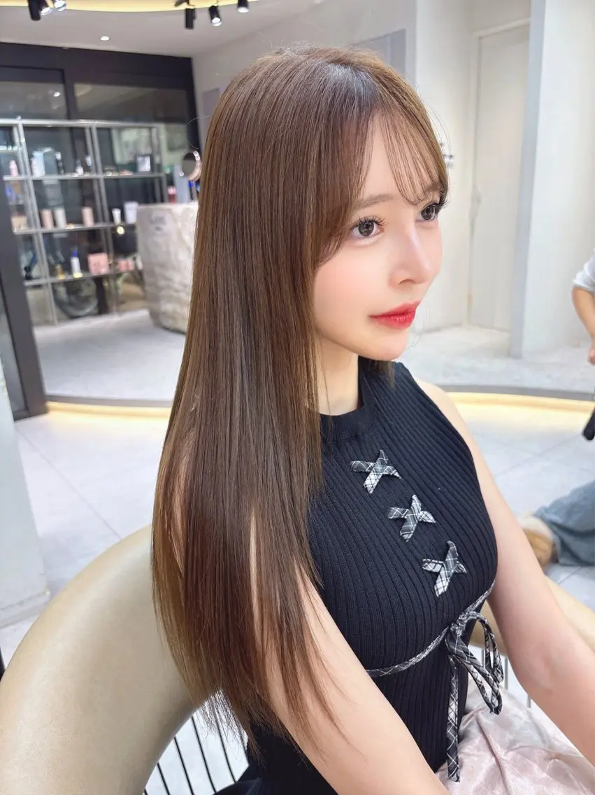 ロング カット 縮毛矯正 トリートメント 福岡縮毛矯正✨️ ストレート 向井和輝のヘアスタイル