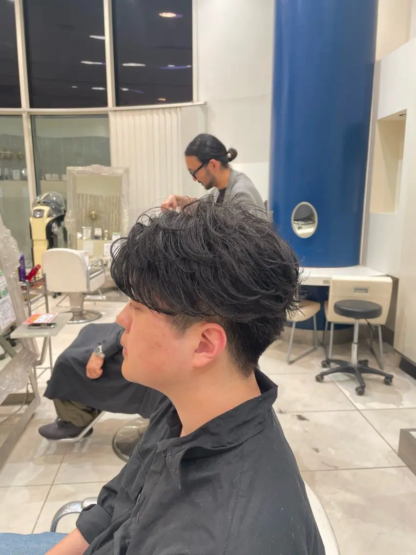 ショート パーマ メンズ カット パーマ トリートメント メンズパーマ特化 真栄平有希のヘアスタイル