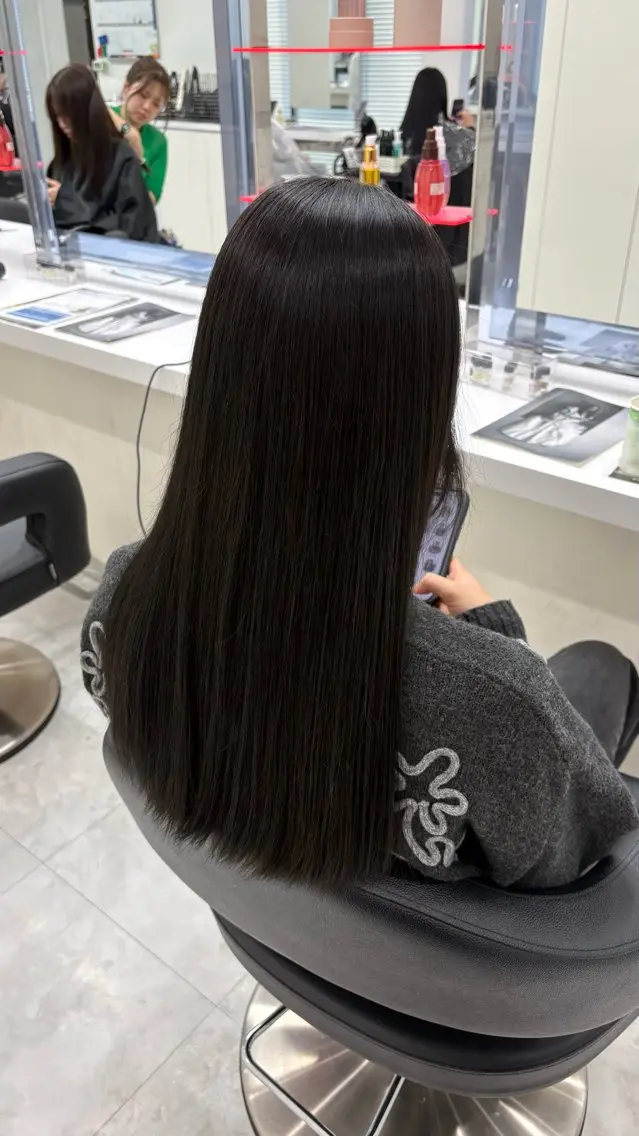 ロング カラー ヘアカラー 野口 楓華のヘアスタイル
