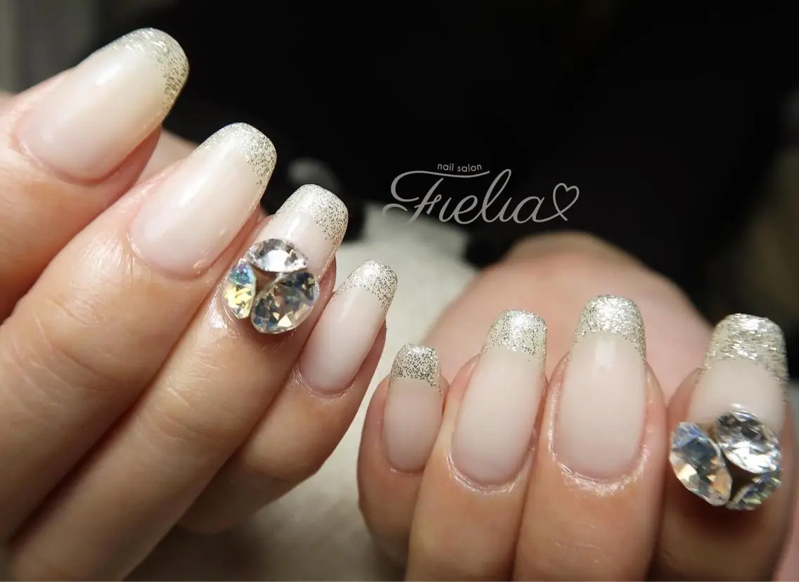 ネイル ハンドネイル Fielia momoのネイルデザイン