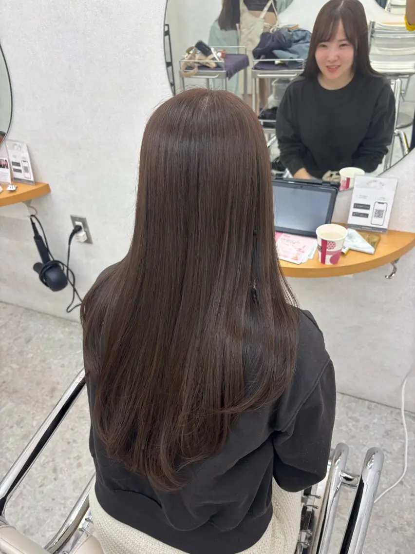 セミロング ヘアカラー まろやかベージュ🤎 ぷつっとボブ🔔リンのヘアスタイル