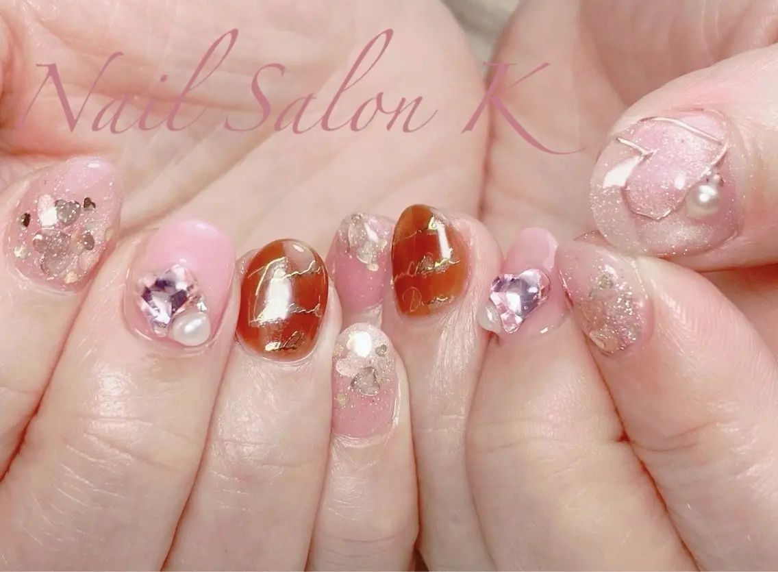 ネイル フラッシュネイル ハート ホログラムネイル マグネットネイル バレンタイン ハンドネイル Nail Salon K 🧸美爪育成のネイルデザイン