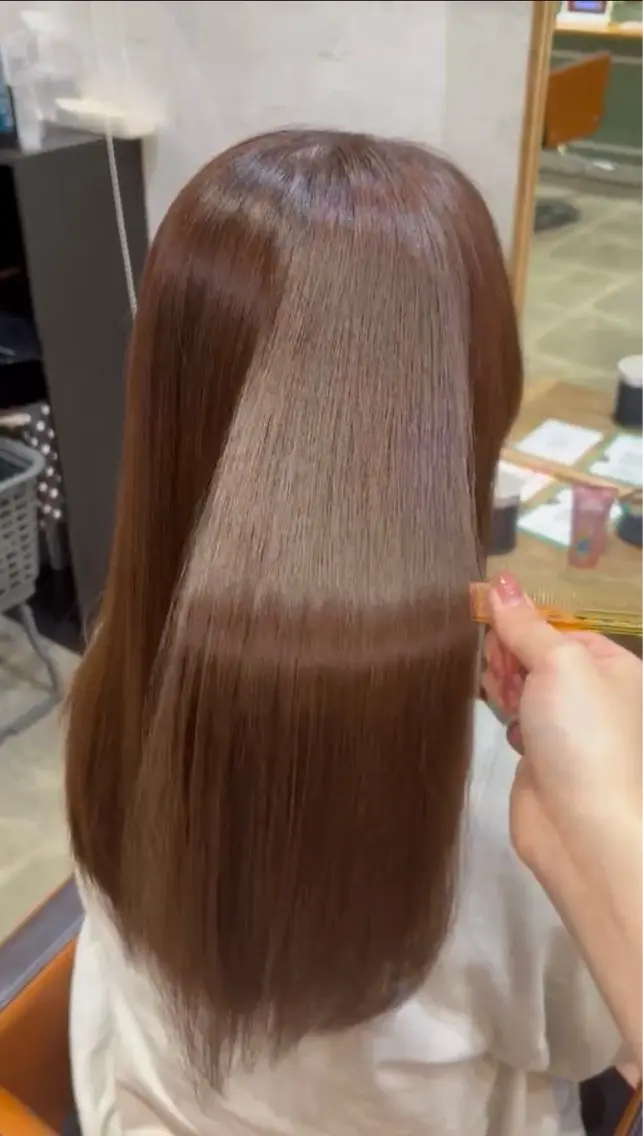 トリートメント 岡田 はるのヘアスタイル