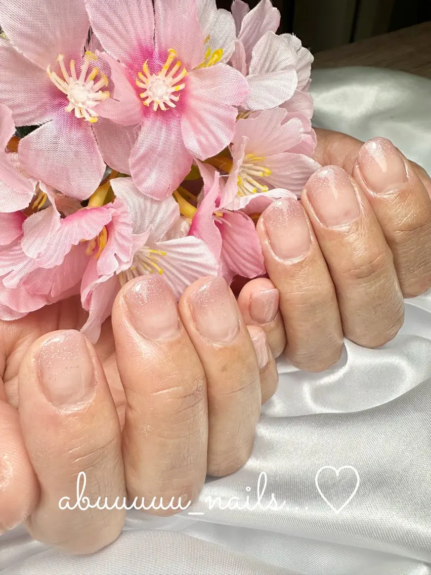 ネイル グラデーション オフィスネイル ピンク シンプルネイル abuuuuu nailsのネイルデザイン