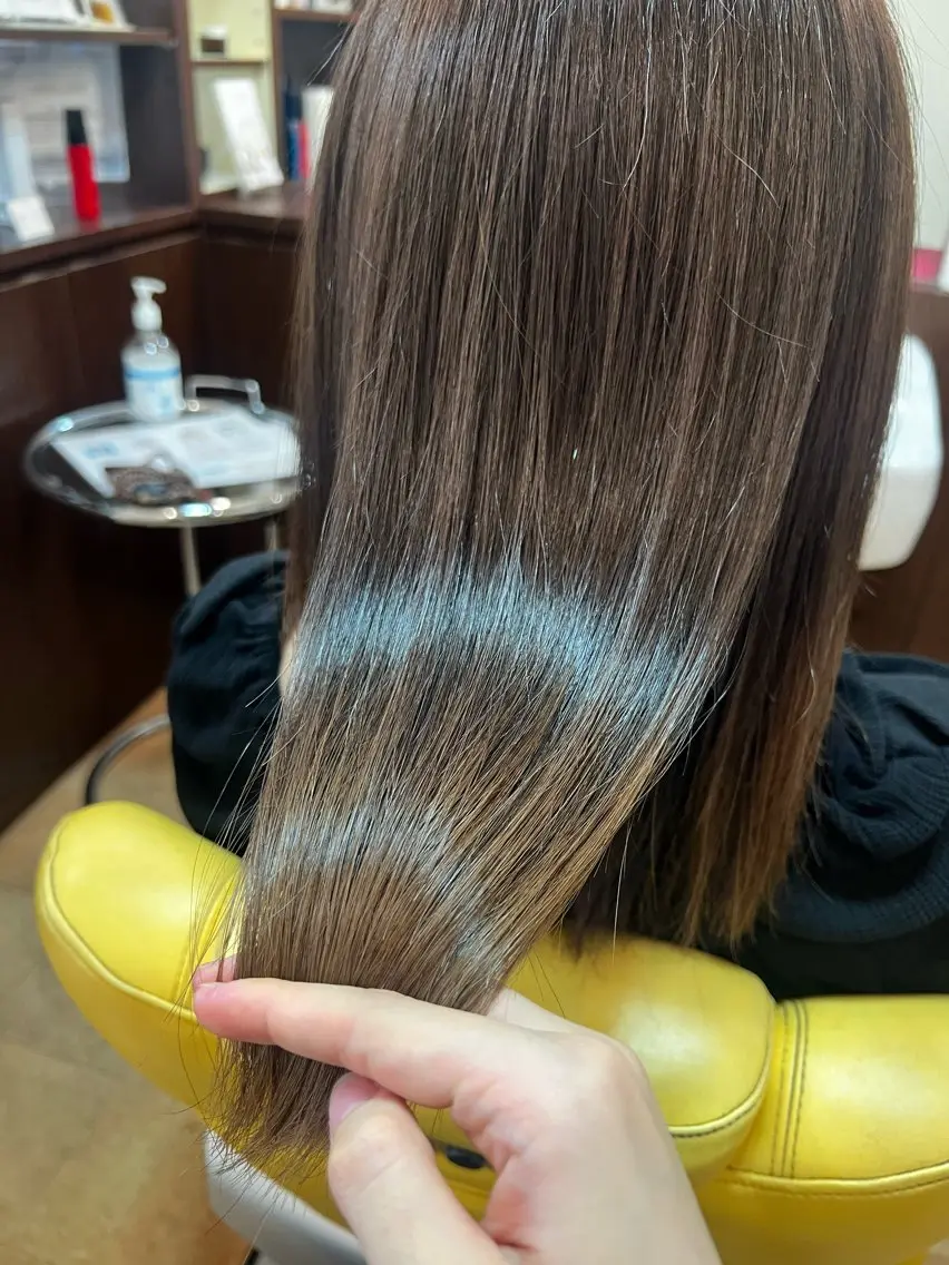 ミディアム カラー ヘアアレンジ トリートメント bh.maara デザイン／ハイトーンのヘアスタイル