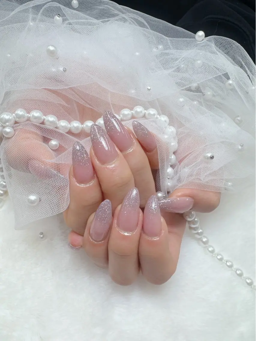 ネイル フラッシュネイル グラデーション erina 🐈‍⬛のネイルデザイン