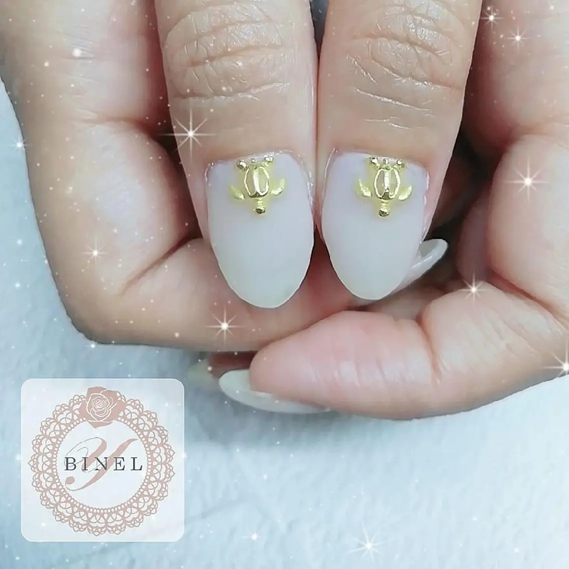 ネイル 夏ネイル ハンドネイル Nail Salon Y.BINELのネイルデザイン