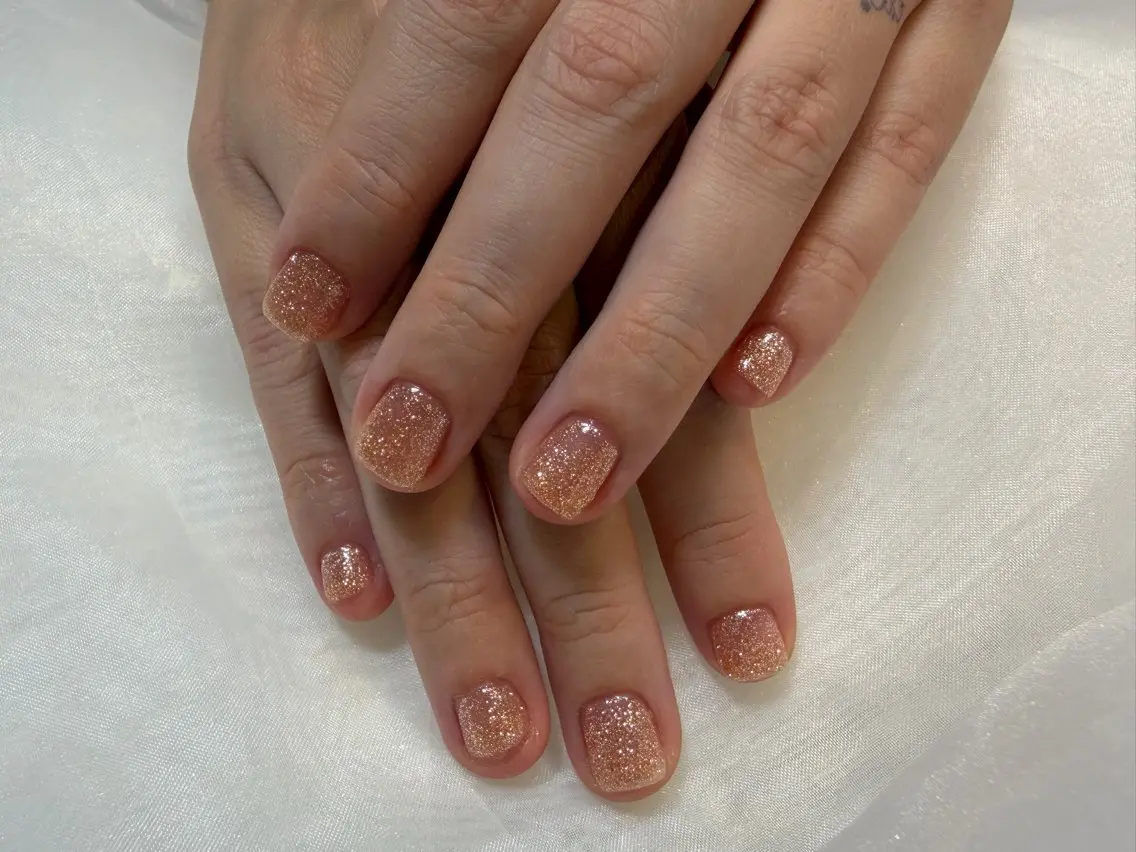 ネイル ラメ(グリッター) ワンカラーネイル オレンジ Ouna NAIL haruのネイルデザイン