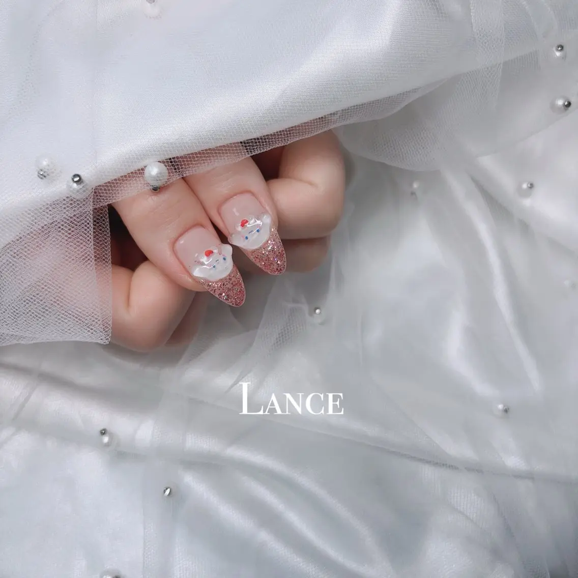 ネイル オーロラネイル フットネイル キラキラネイル 韓国ネイル マグネットネイル Lance nailのネイルデザイン