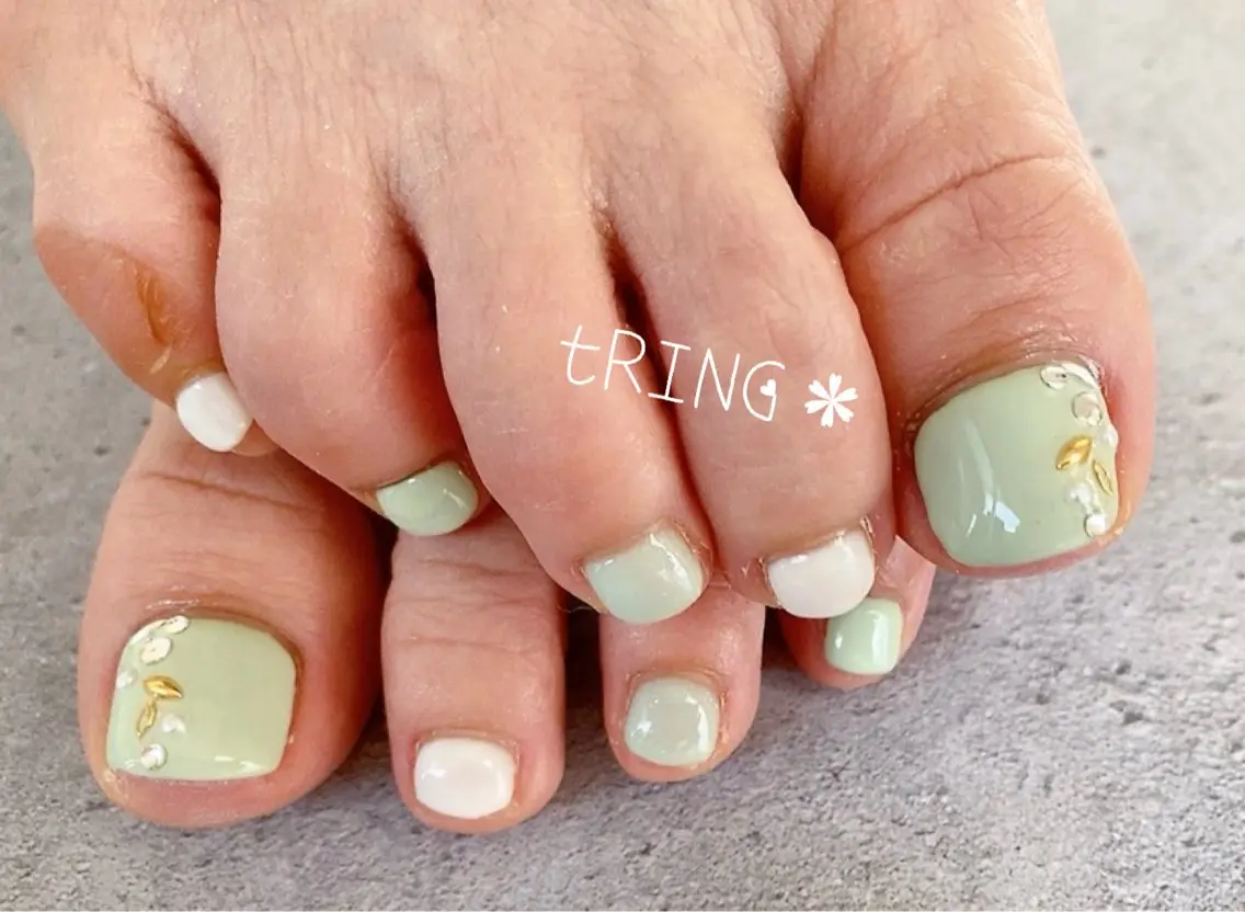 ネイル フットネイル tRING＊ しいの木台のネイルデザイン
