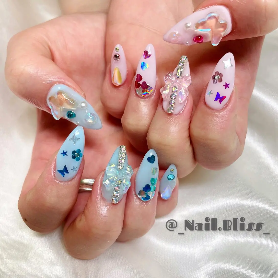 ネイル 水色 ピンク ハンドネイル NAIL BLISSのネイルデザイン