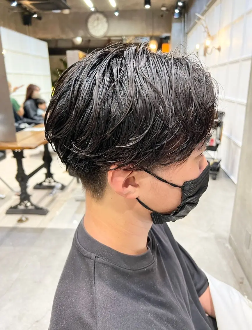ショート メンズ センターパート カルマパーマ メンズパーマ 髪質改善/縮毛矯正 /DAIKIのヘアスタイル