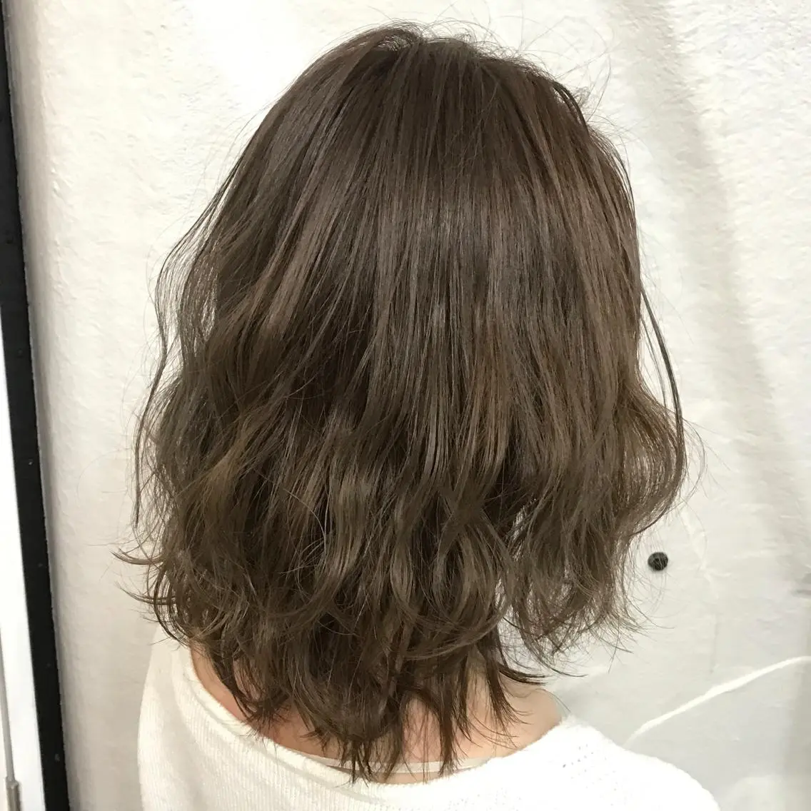 カラー グレージュ ハイライトカラー K-POP好き美容師 🇰🇷Kai.Yのヘアスタイル