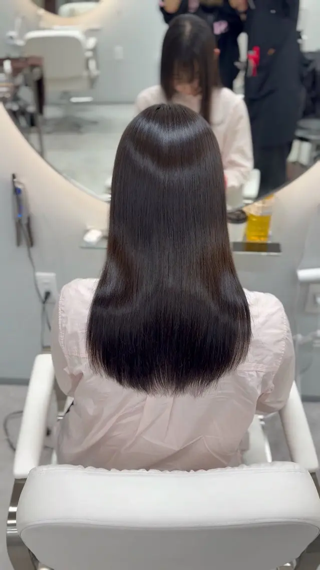 ロング 縮毛矯正 トリートメント 美髪縮毛矯正／ツヤ 髪カラー🫧つばさのヘアスタイル