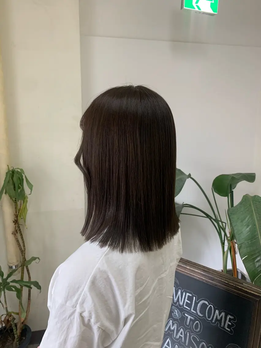 ミディアム カット ヘアカラー 透明感カラー wacoのヘアスタイル