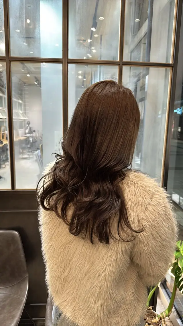 セミロング カット ヘアカラー レイヤーカット /momocaのヘアスタイル