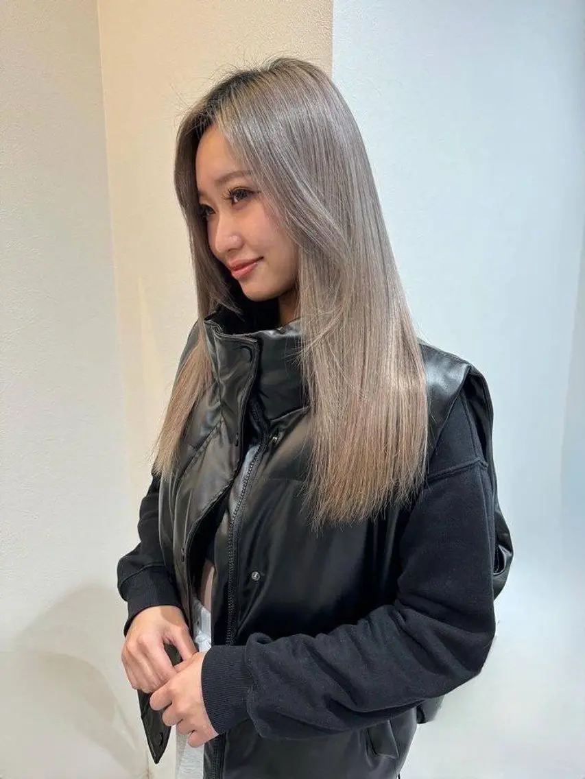 ロング カラー もりしま あやかのヘアスタイル