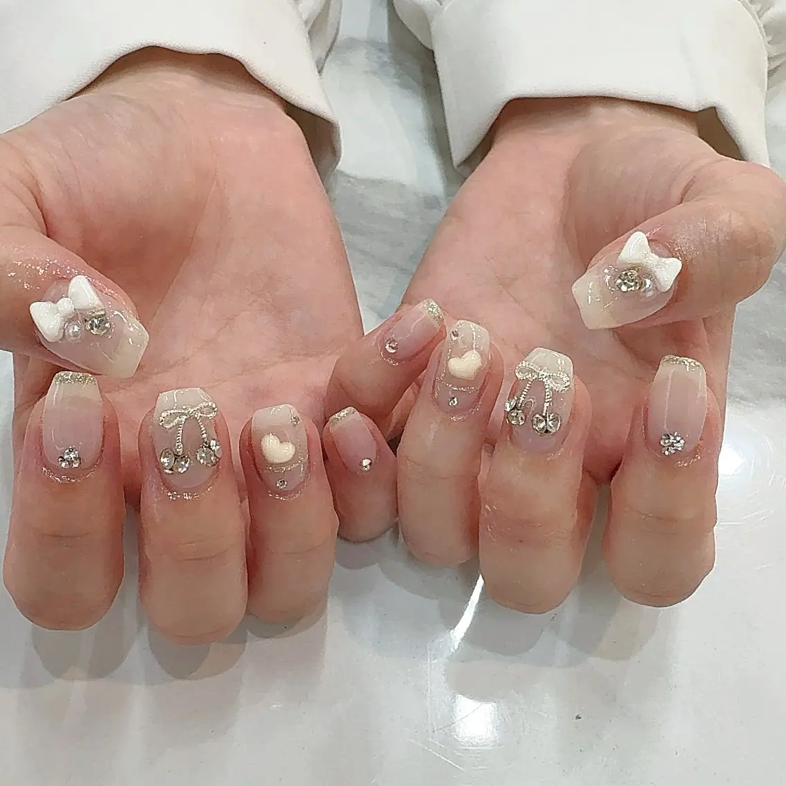 ネイル ハンドネイル ハンドケア あおやぎ ゆきこのネイルデザイン