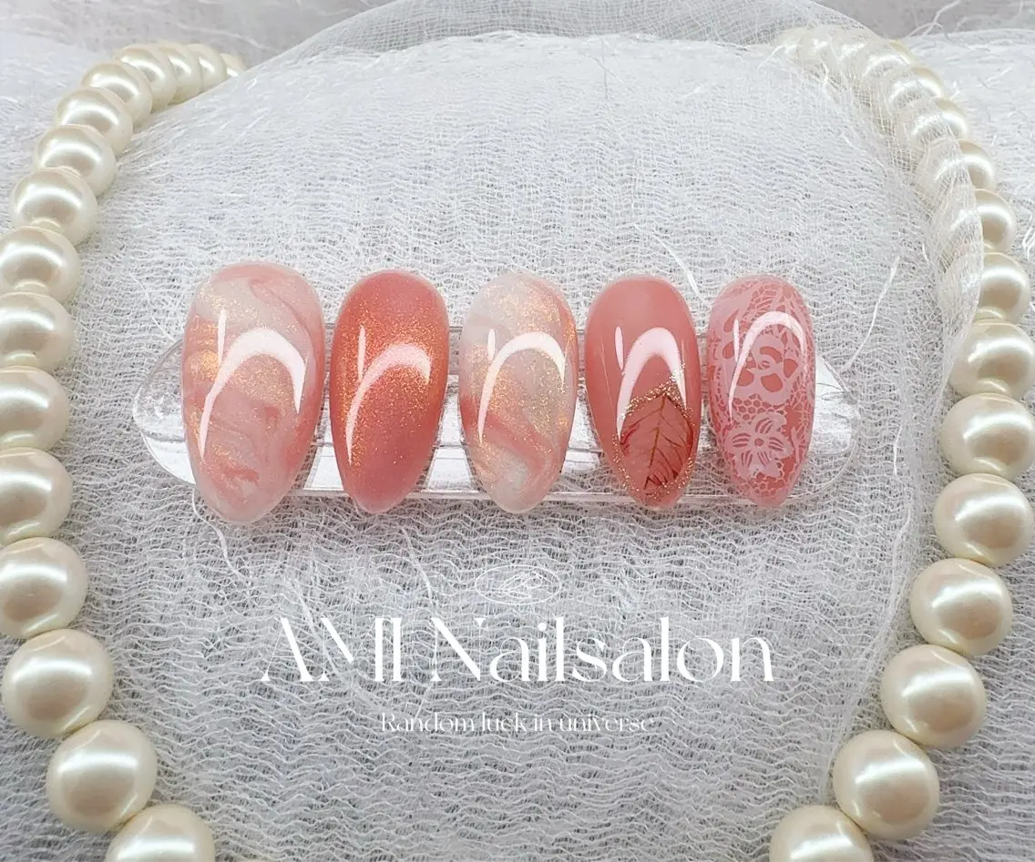 セミロング ハンドネイル AMI Nailsalonのネイルデザイン