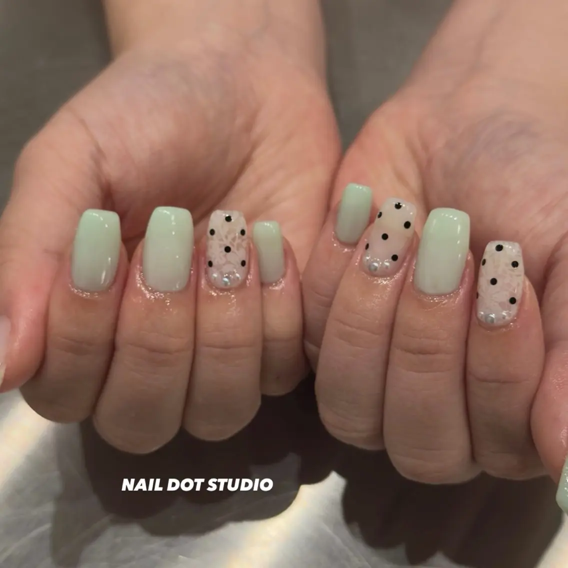 ネイル ハンドネイル NAILDOTSTU DIO SEINAのネイルデザイン