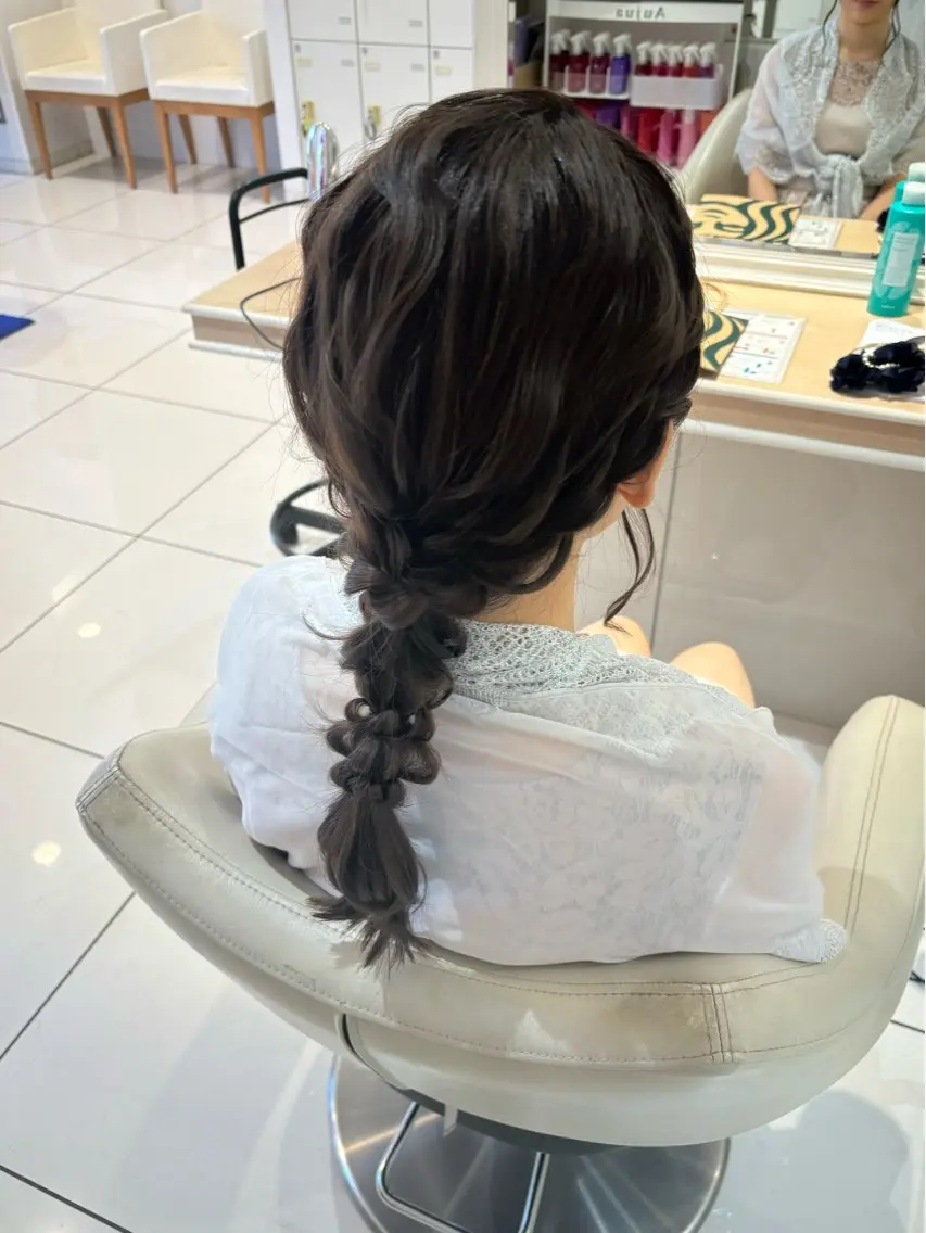 ロング ヘアアレンジ ヘアセット 宮永 璃沙のヘアスタイル