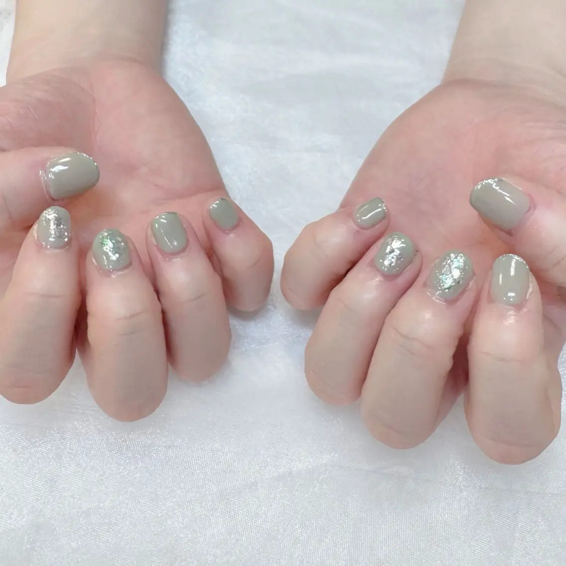 ネイル キラキラネイル ニュアンスネイル 夏ネイル maruyasu. yのネイルデザイン